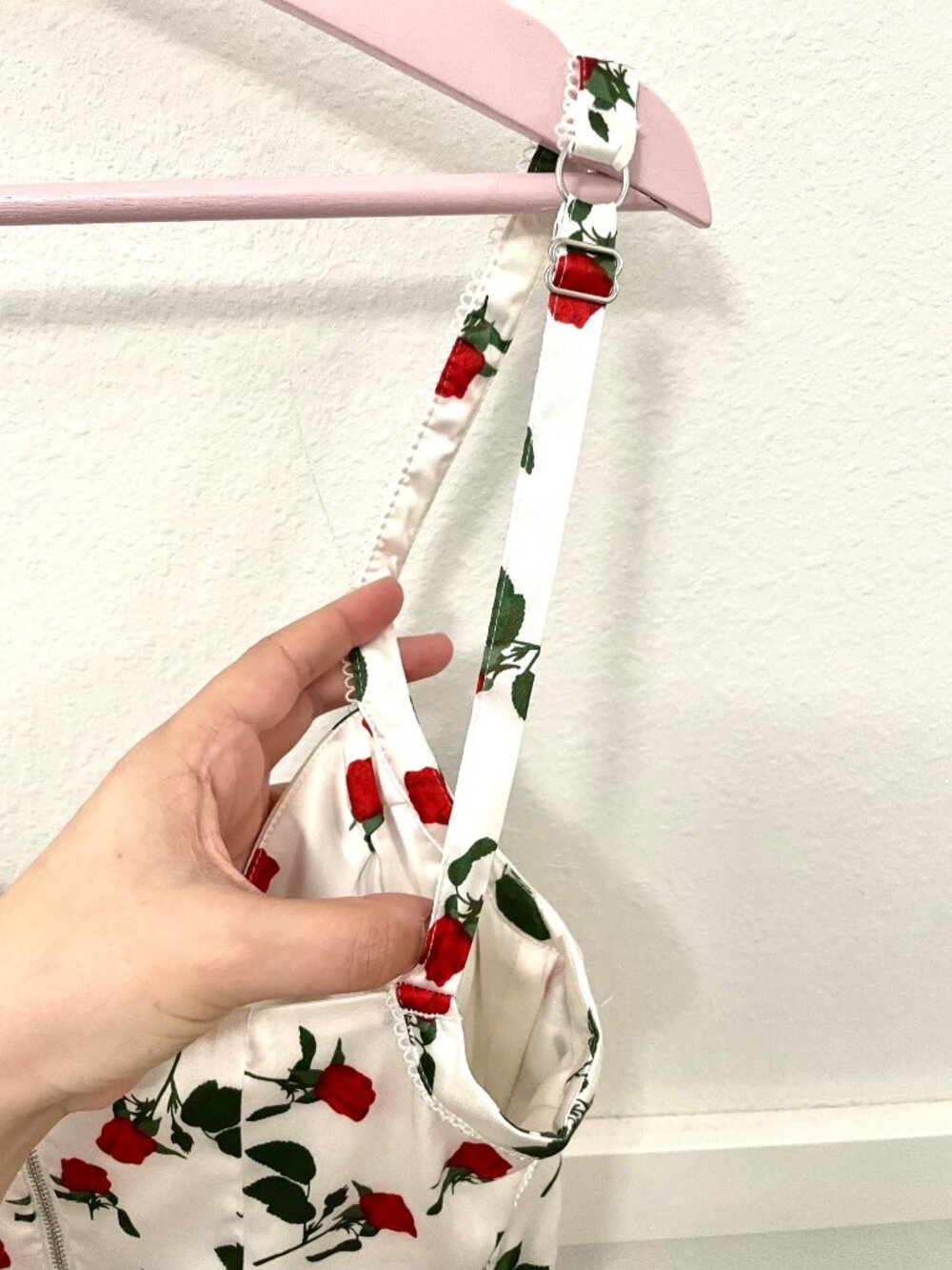 For Love and Lemons White & Red Roses Floral Love Song Mini Dress M Romantic - Picture 7 of 7
